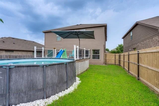 Photo of 616 Cameron Way