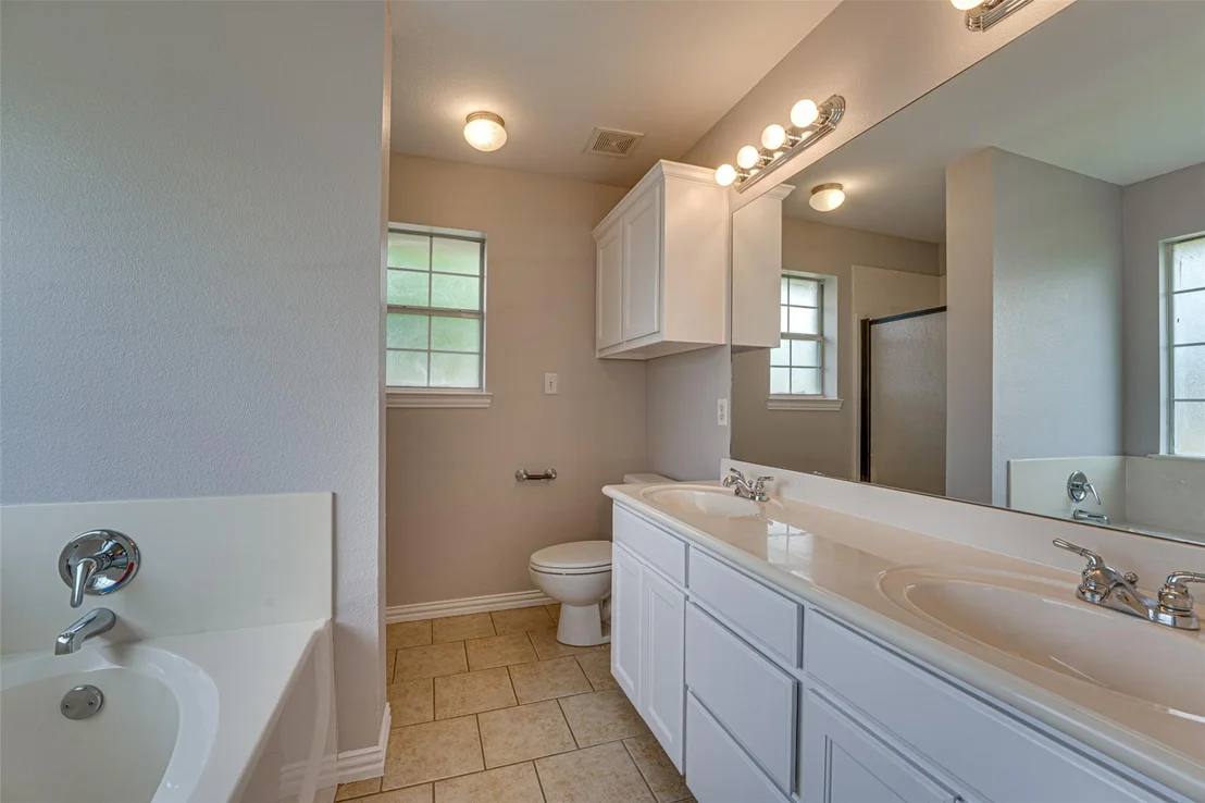 Photo of 2206 Kaitlyn Circle