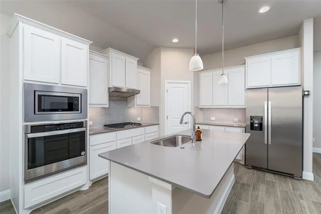 Photo of 3648 Walnut Ridge Drive