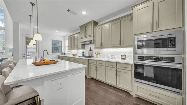 Photo of 14904 Gentry Drive