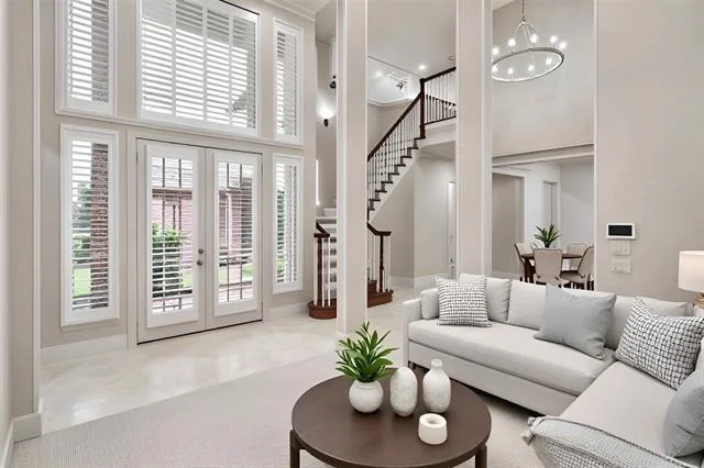 Photo of 906 Glen Rose Drive