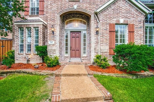 Photo of 707 Longwood Drive