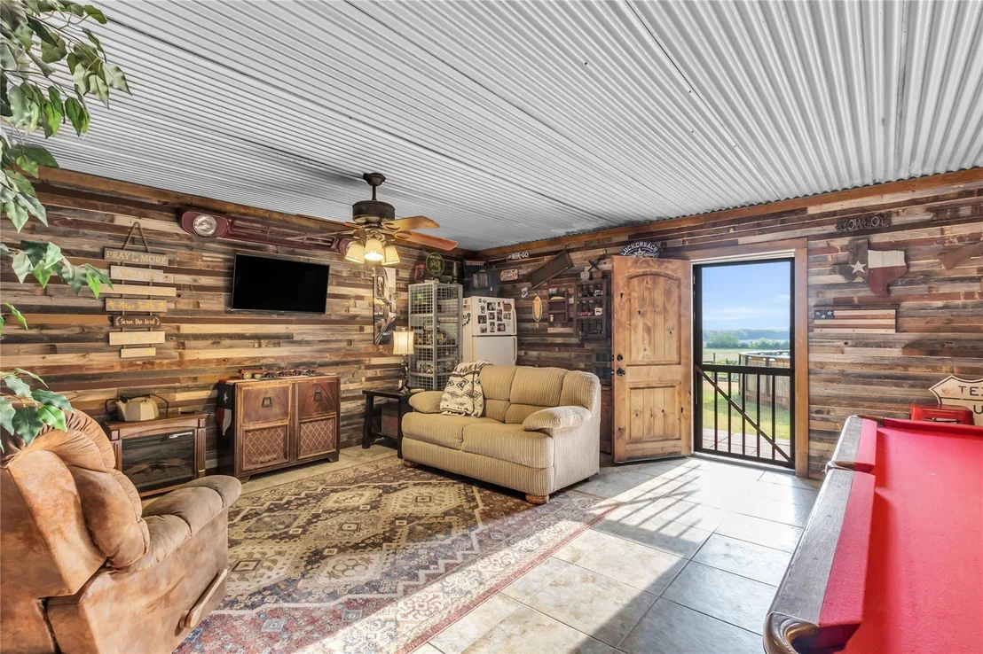 Photo of 459 County Road 4600