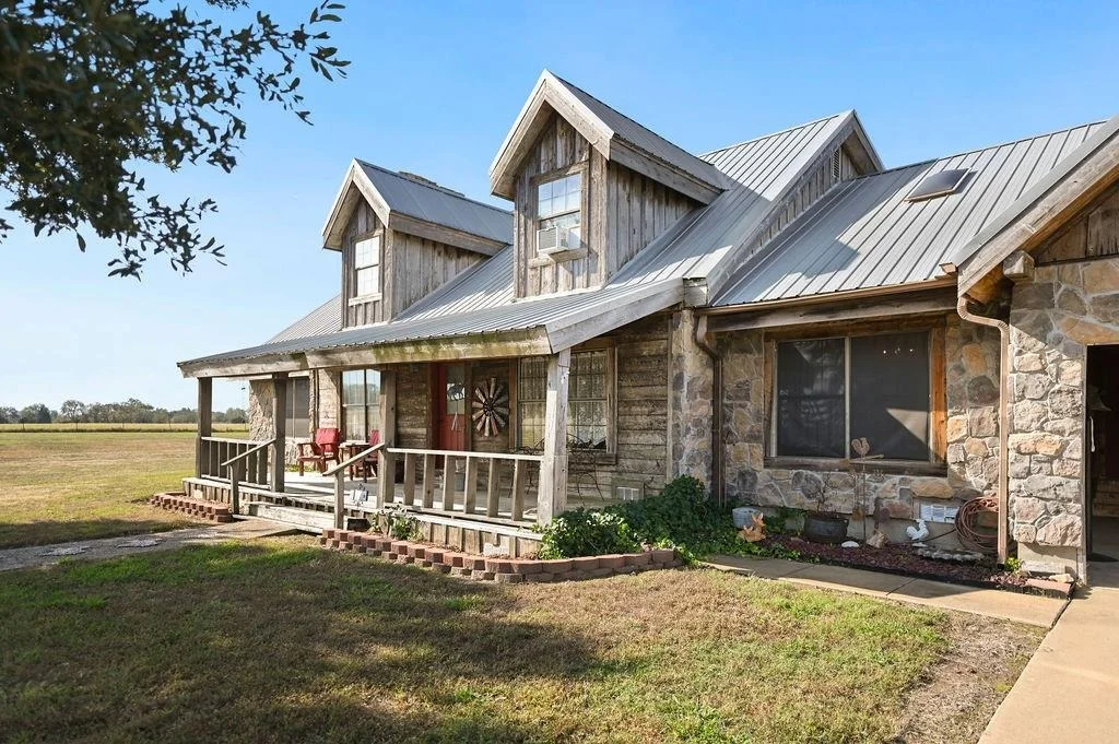 Photo of 411 Rs County Road 4525
