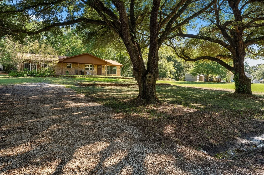 Photo of 139 Vista Drive