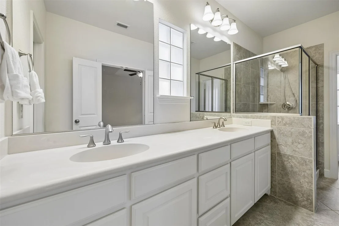 Photo of 779 Cameron Court