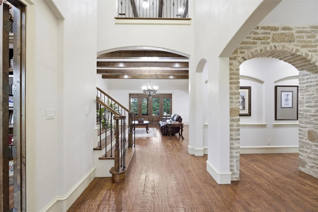 Photo of 1025 Cedar Glen Trail