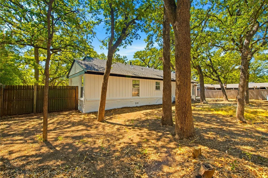 Photo of 5725 Jacqueline Road