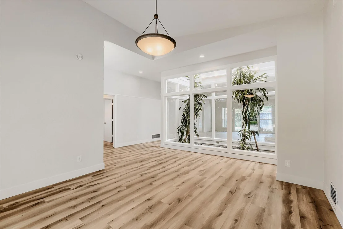 Photo of 3421 Cross Bend Road