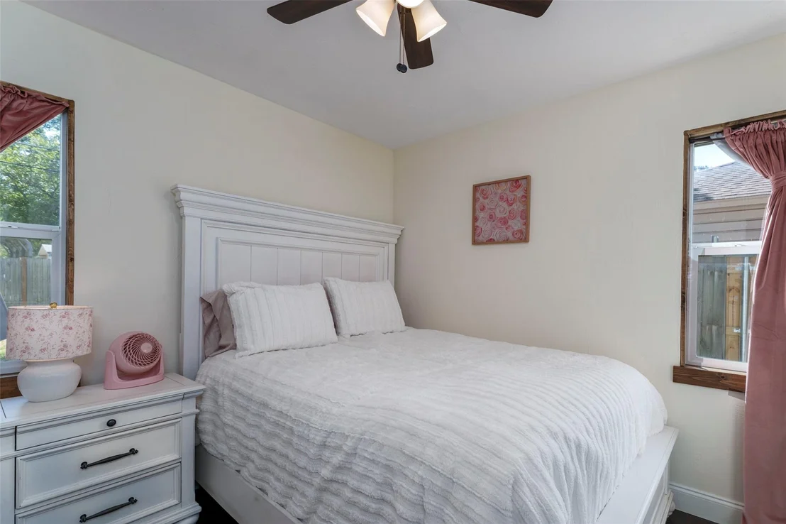 Photo of 805 Clover Park Drive