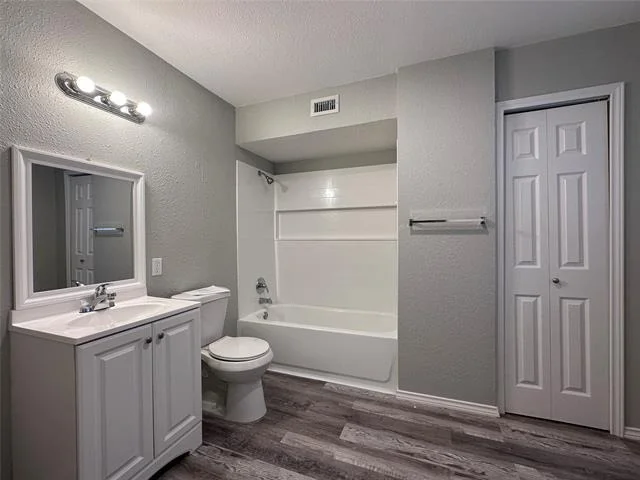 Photo of 3924 Providence Drive