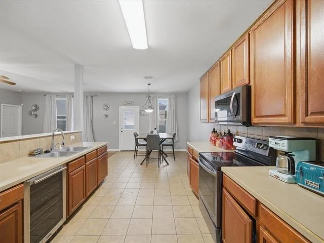Photo of 8221 Atherton Street