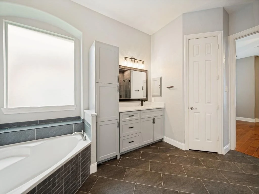 Photo of 841 Wind Brook Lane
