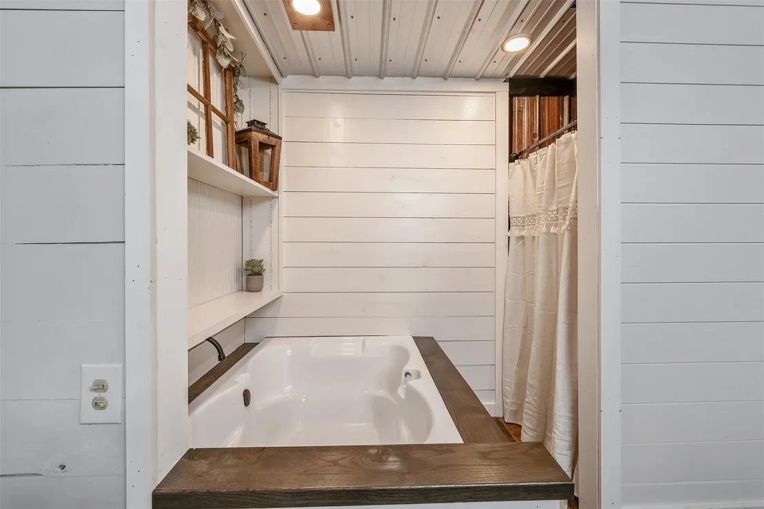 Photo of 15758 Audrey Lane