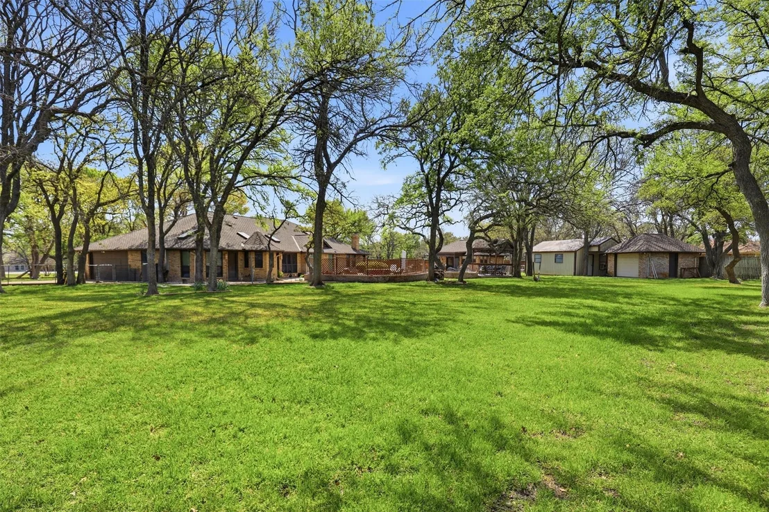Photo of 3000 Yucca Road