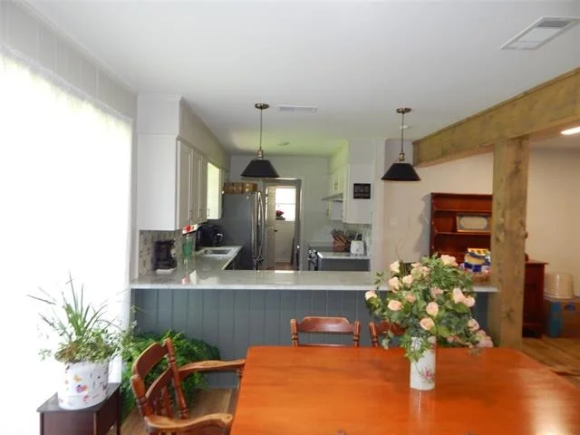Photo of 517 RONNETTE Drive