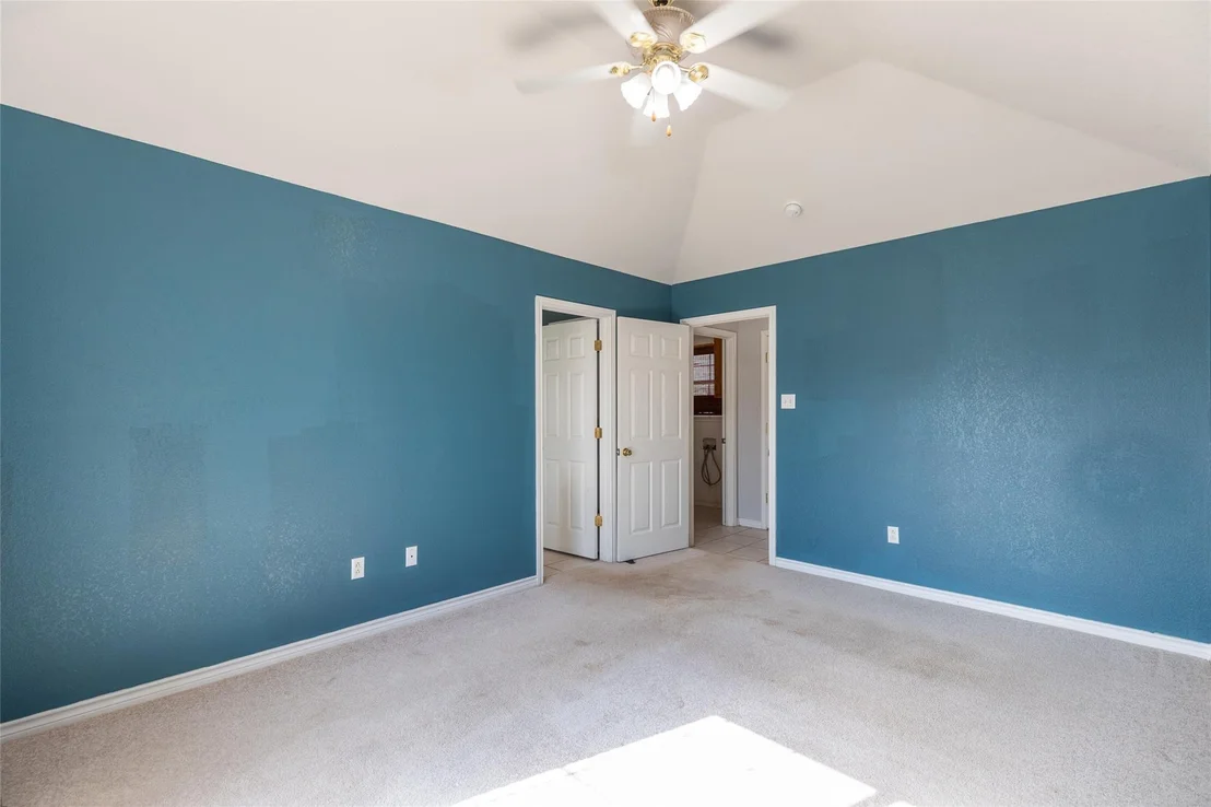 Photo of 717 Groves Road