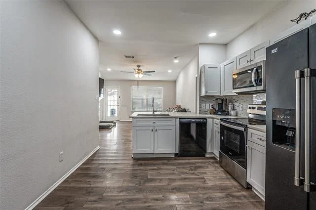 Photo of 4372 Onyx Drive