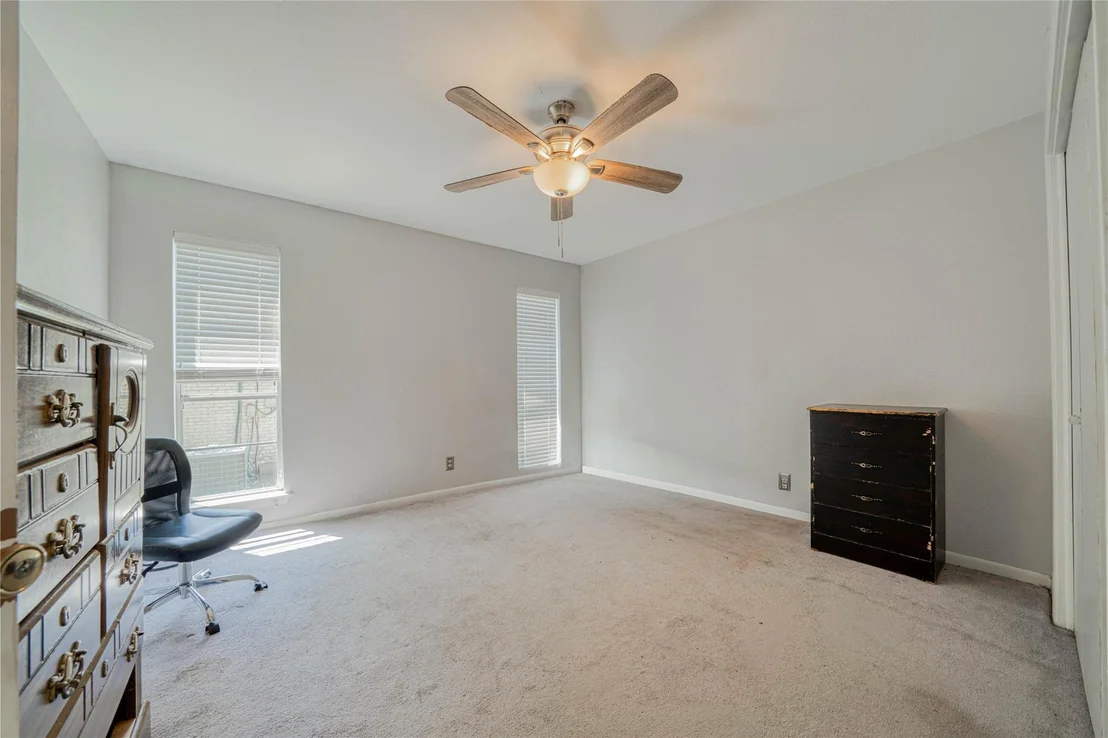 Photo of 1006 Rikkity Lane