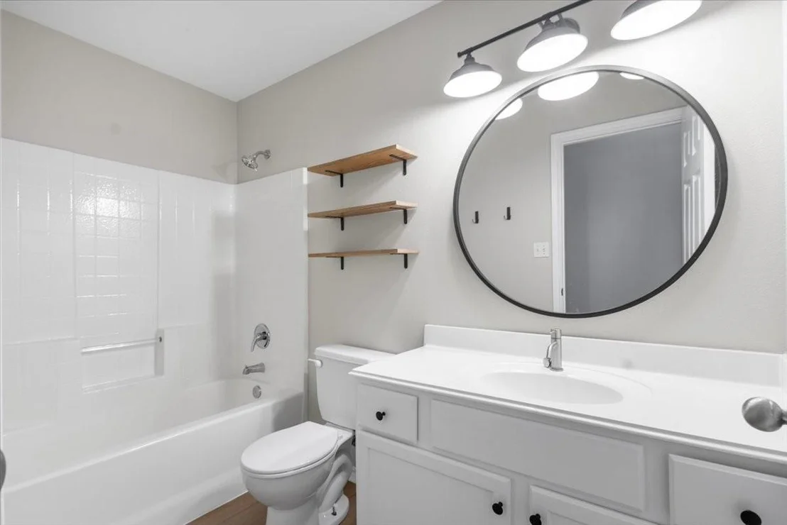 Photo of 386 Molly Lane