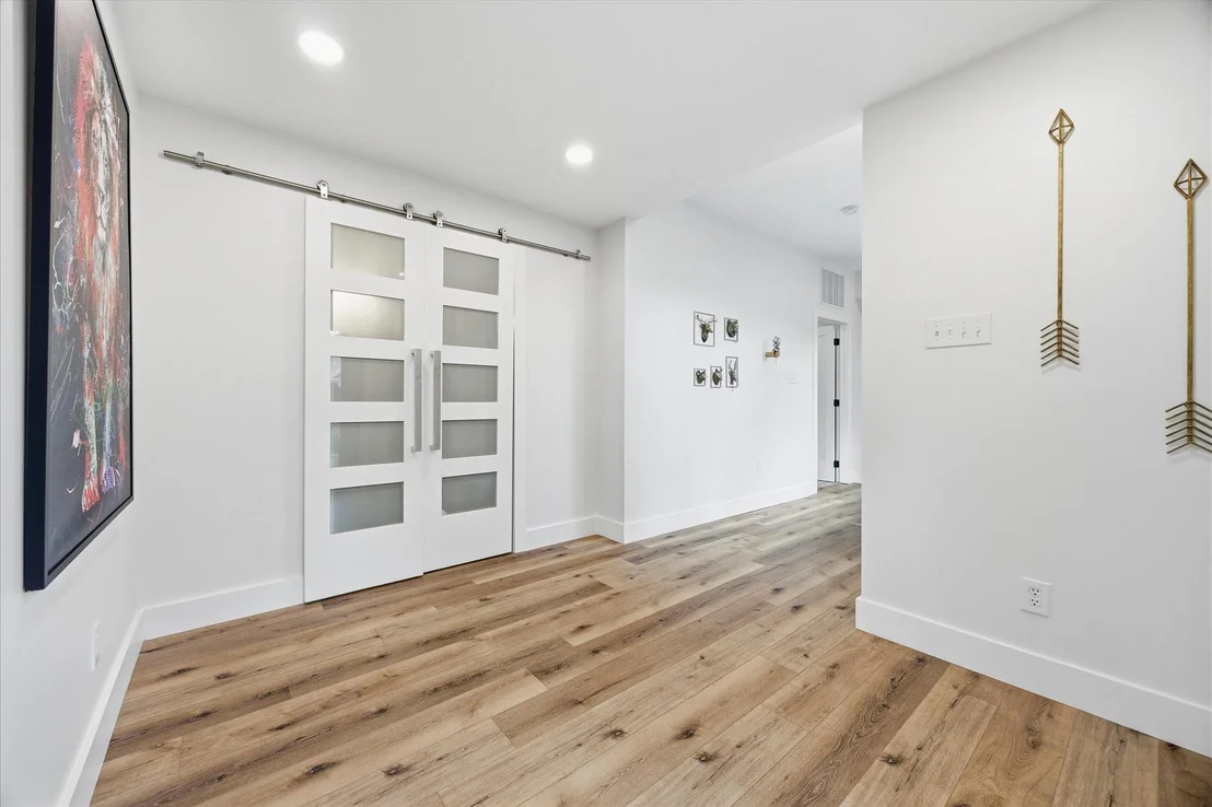 Photo of 524 Sampan Drive