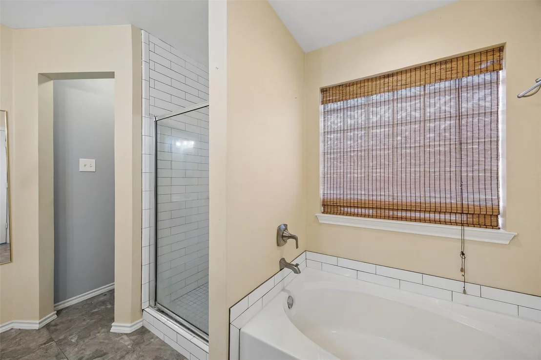 Photo of 716 Ashbrook Drive