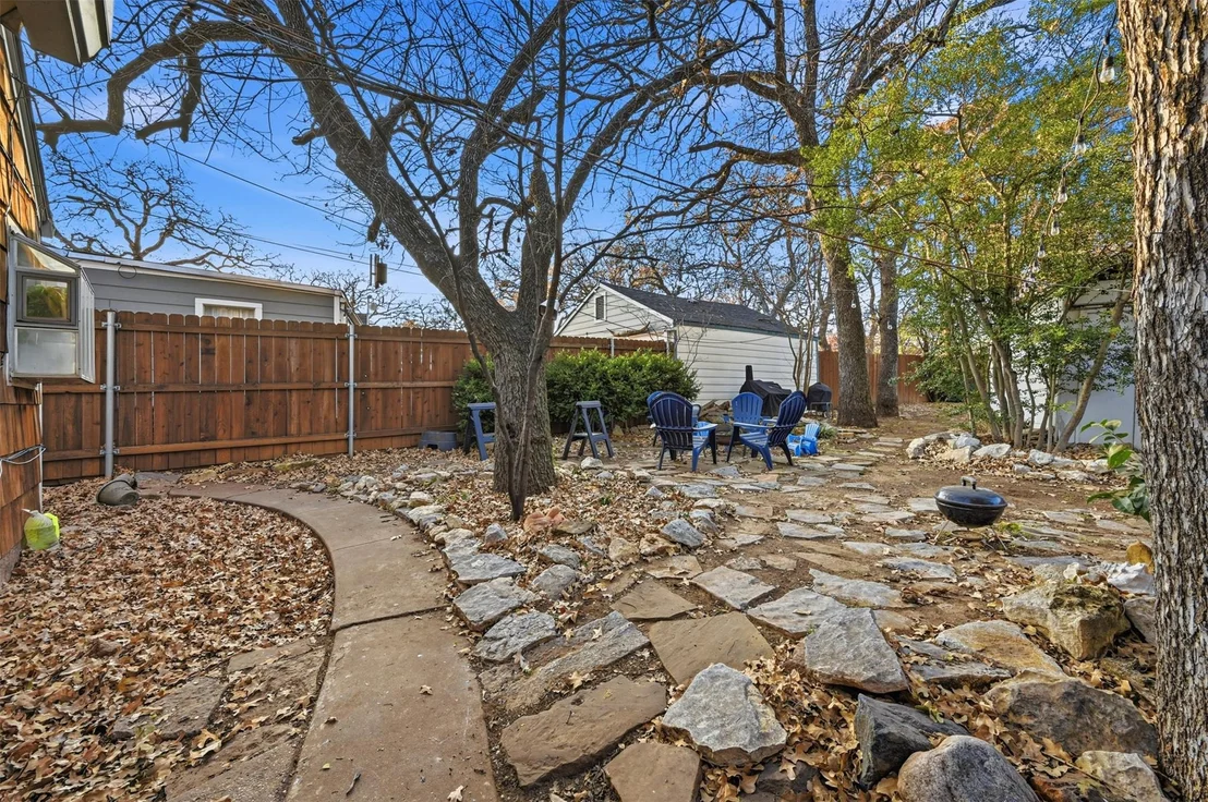 Photo of 2129 Cardinal Lane