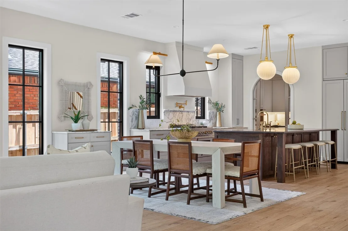 Photo of 6817 Blessing Drive