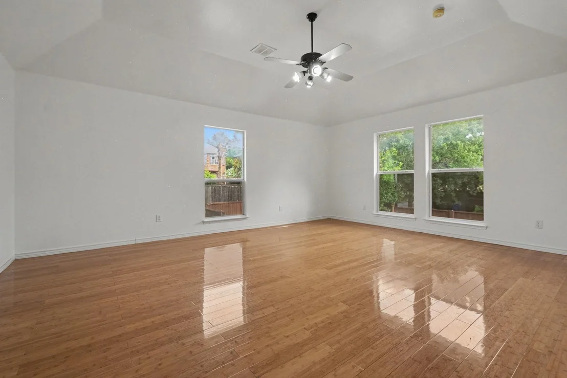 Photo of 2406 Manchester Drive