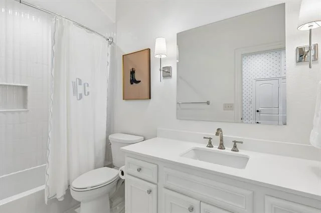 Photo of 6516 Vanderbilt Avenue