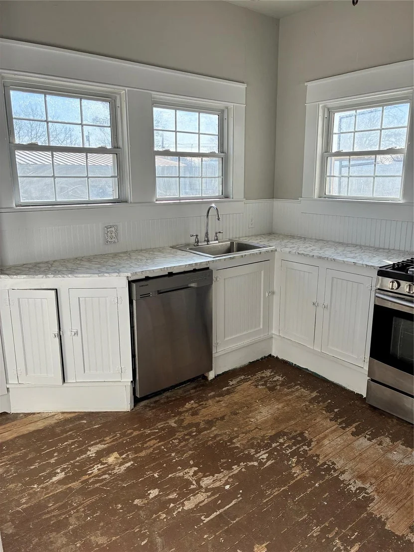 Photo of 109 S West Street