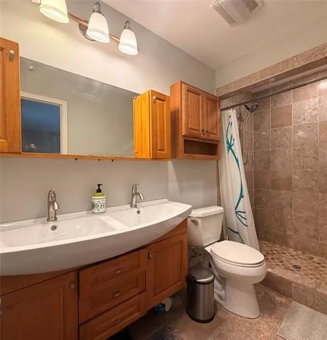 Photo of 332 Willow Springs Drive
