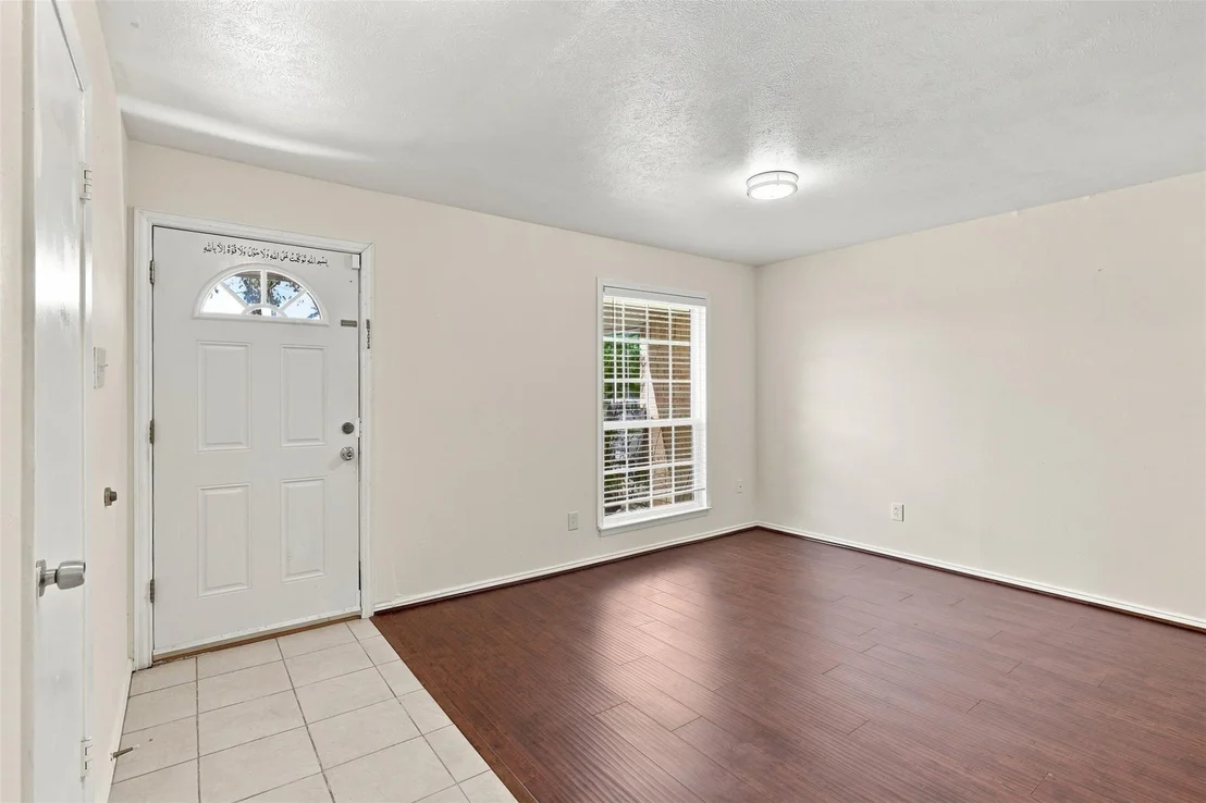Photo of 4207 Rainier Street