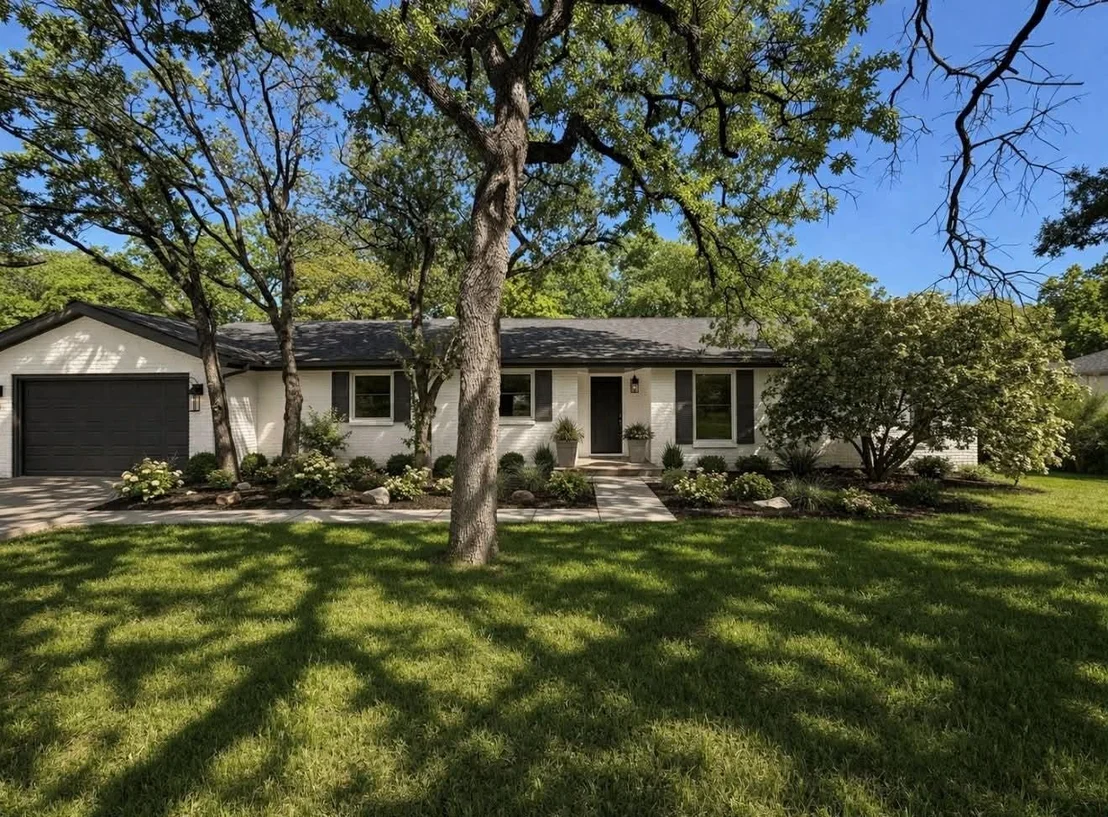 Photo of 209 Mistletoe Lane