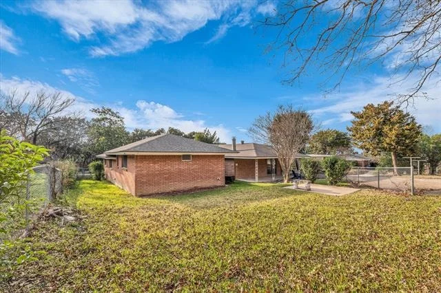 Photo of 4325 Shady Glen Drive