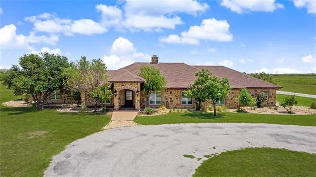 Photo of 6815 Hardwick Road