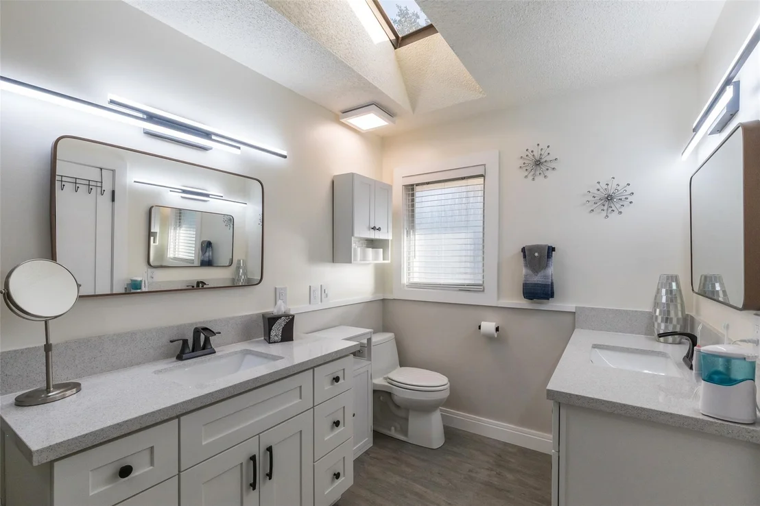 Photo of 9014 Mesa View Road