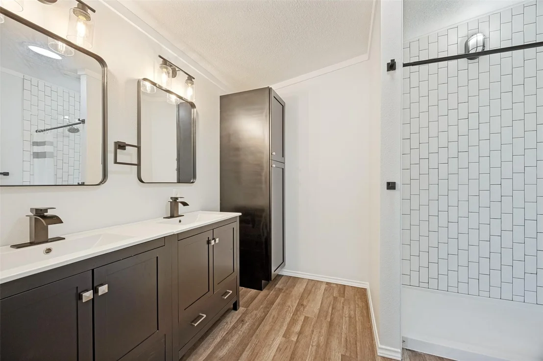 Photo of 520 Stetson