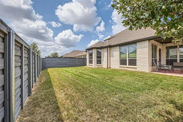 Photo of 6029 Mapleshade Way