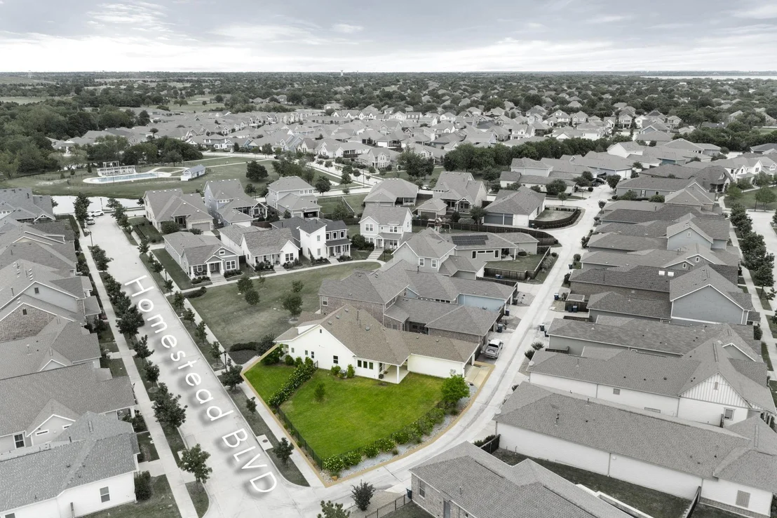 Photo of 8900 Homestead Boulevard