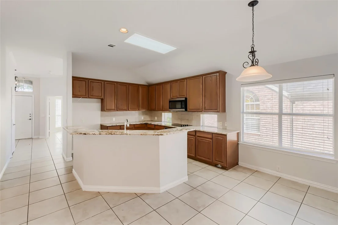 Photo of 1208 Dover Heights Trail