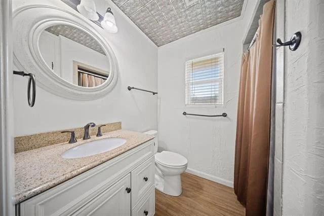 Photo of 203 Oak Forest Trail