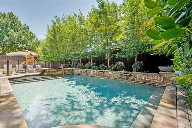 Photo of 5638 Greenbrier Drive