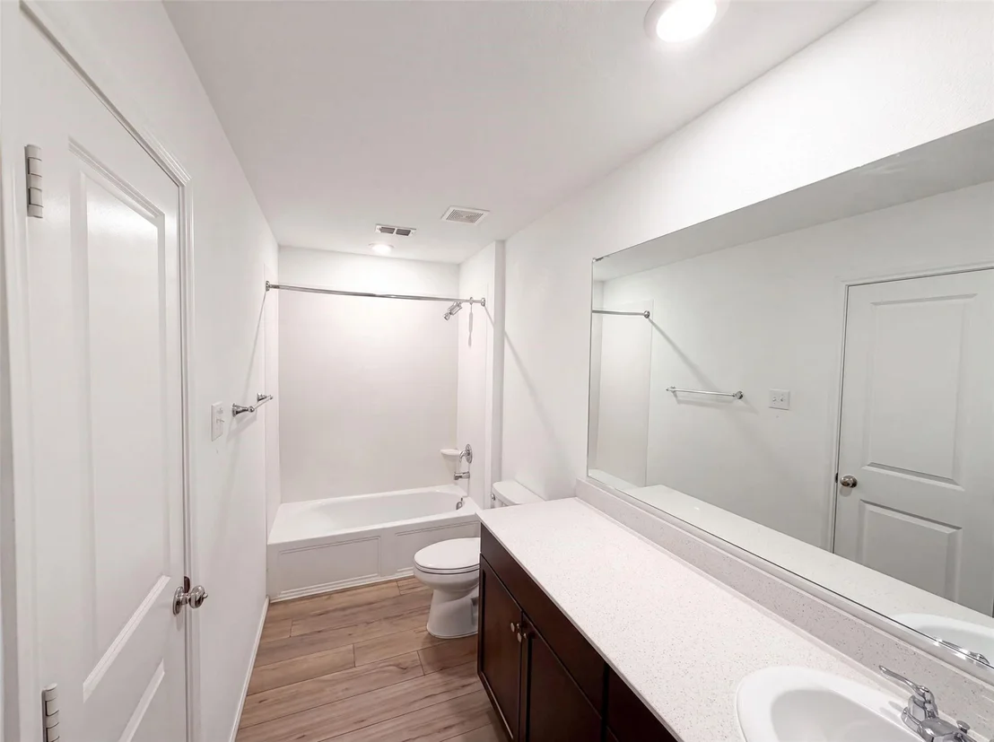 Photo of 14524 Camino Real Drive