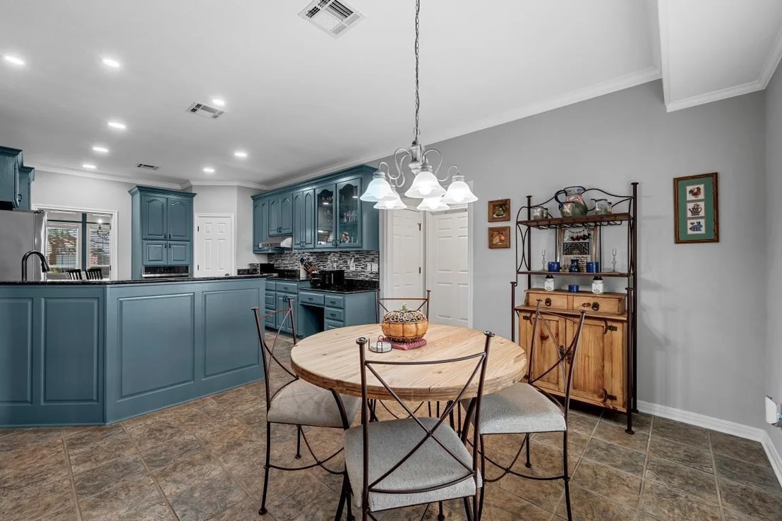 Photo of 2324 Paddington Way