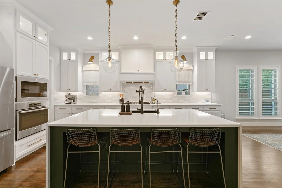 Photo of 1313 Grassland Drive
