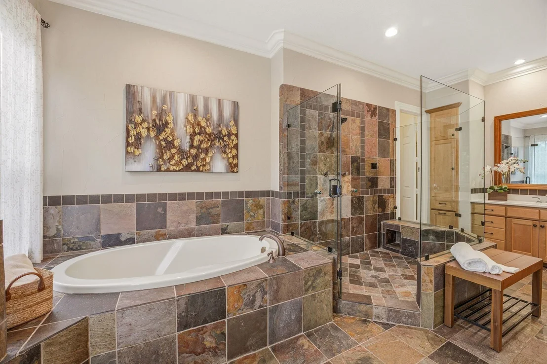 Photo of 6436 Valley Creek