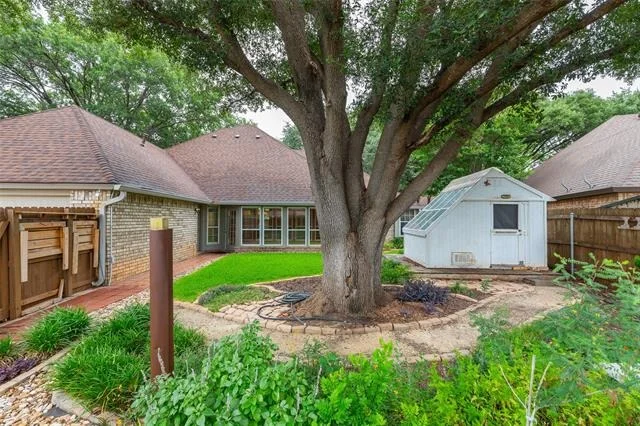 Photo of 6426 Inverrary Drive