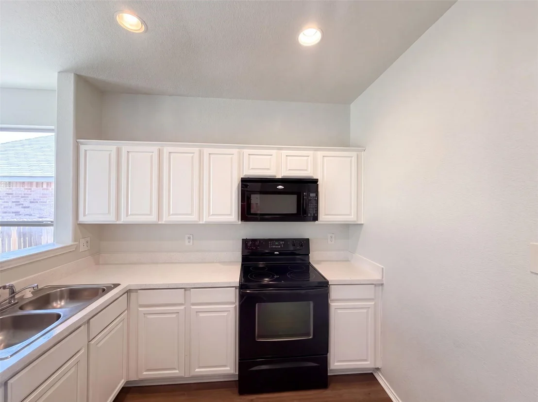 Photo of 5928 Deck House Road