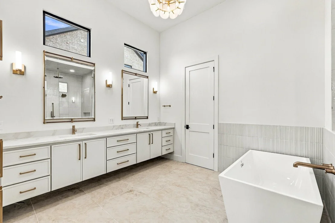 Photo of 125 Oyster Bay